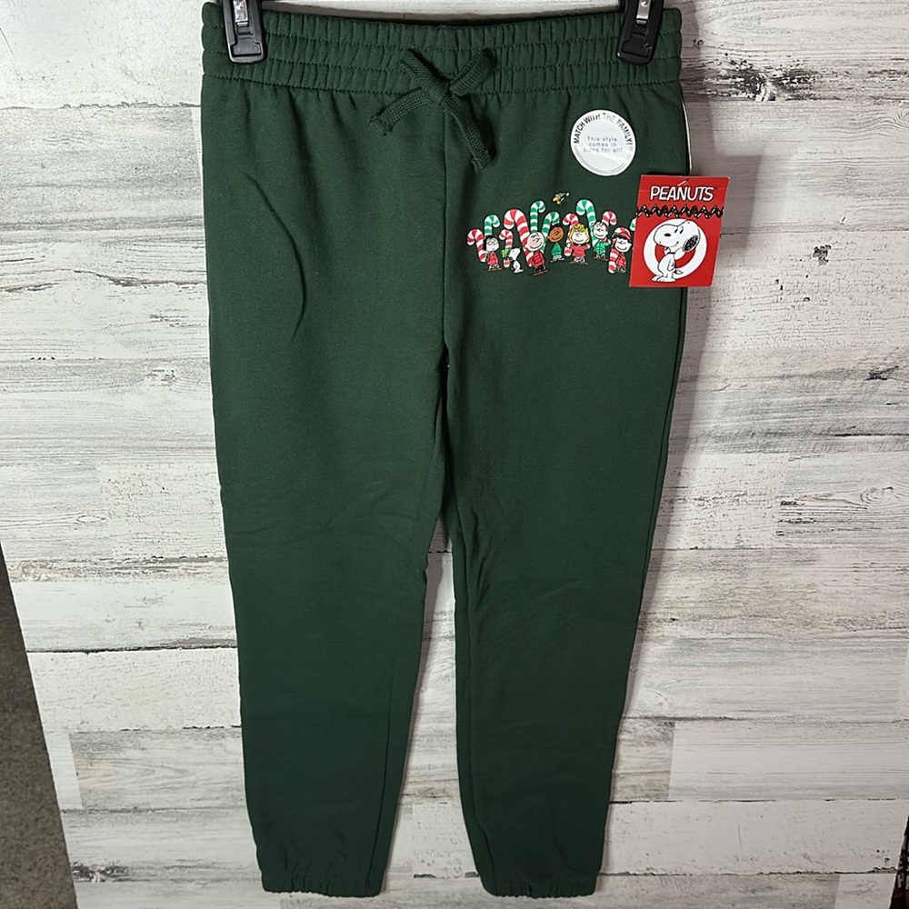 Kids Christmas Peanuts Snoopy Joggers Size L NEW